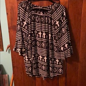 Cowgirl Hardware Black and White top